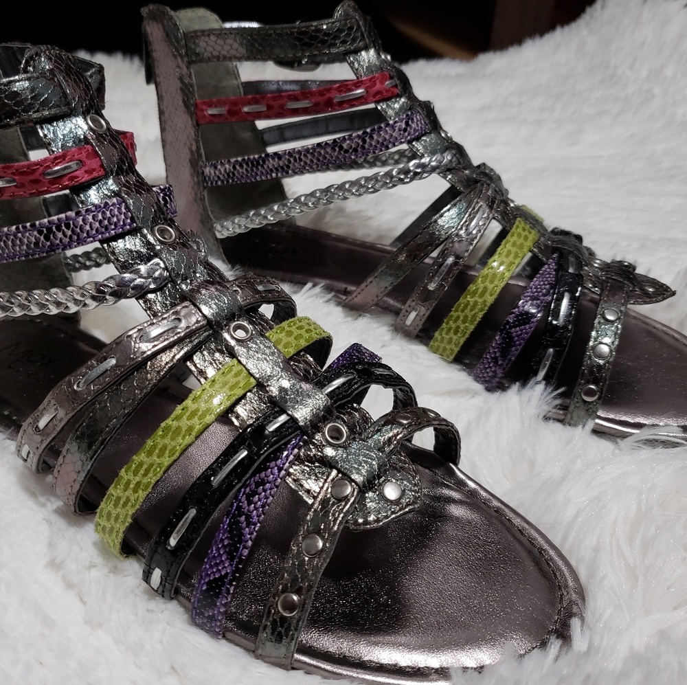 Multicolored gladiators sandals